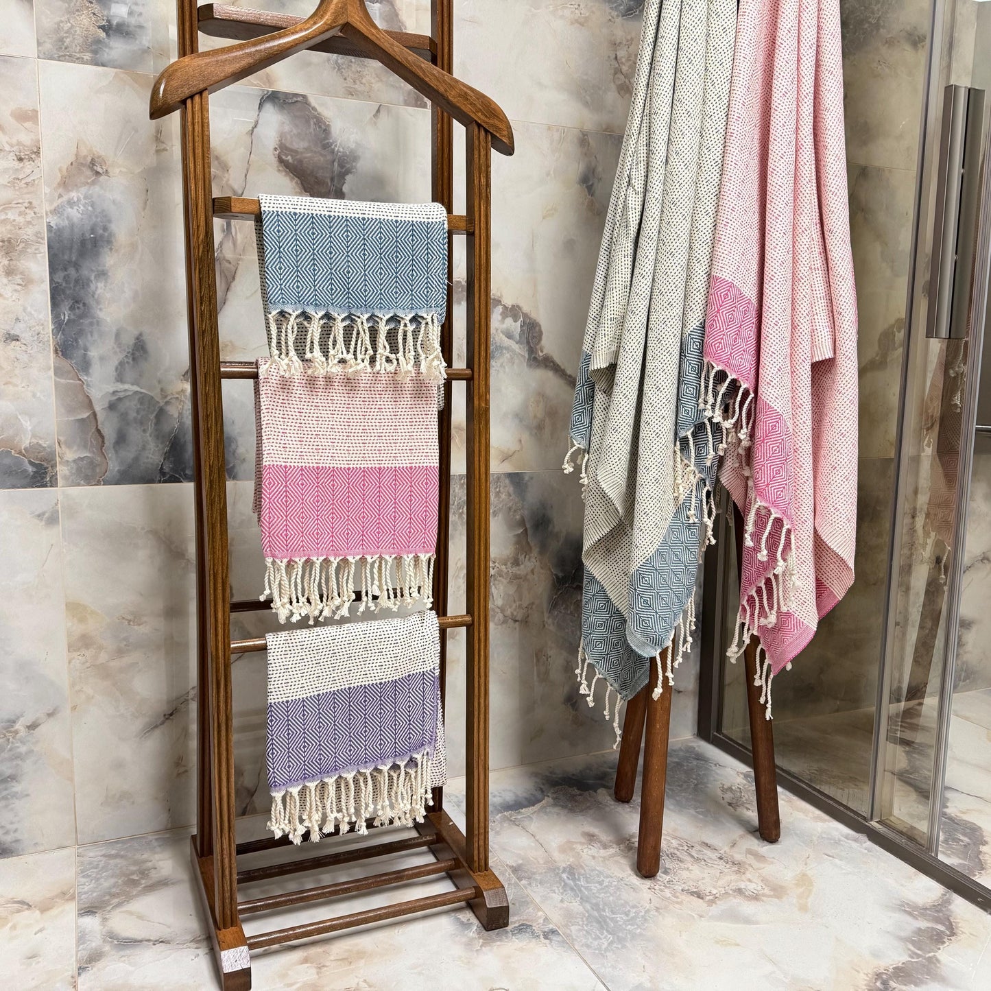 Personalized Turkish Peshtemal Towel: Handwoven, Thick Cotton, Embroidered Gift