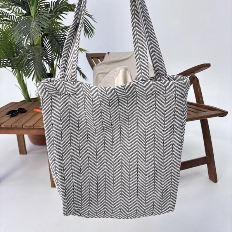 Mosaic Noir Convertible Turkish Towel Beach Bag