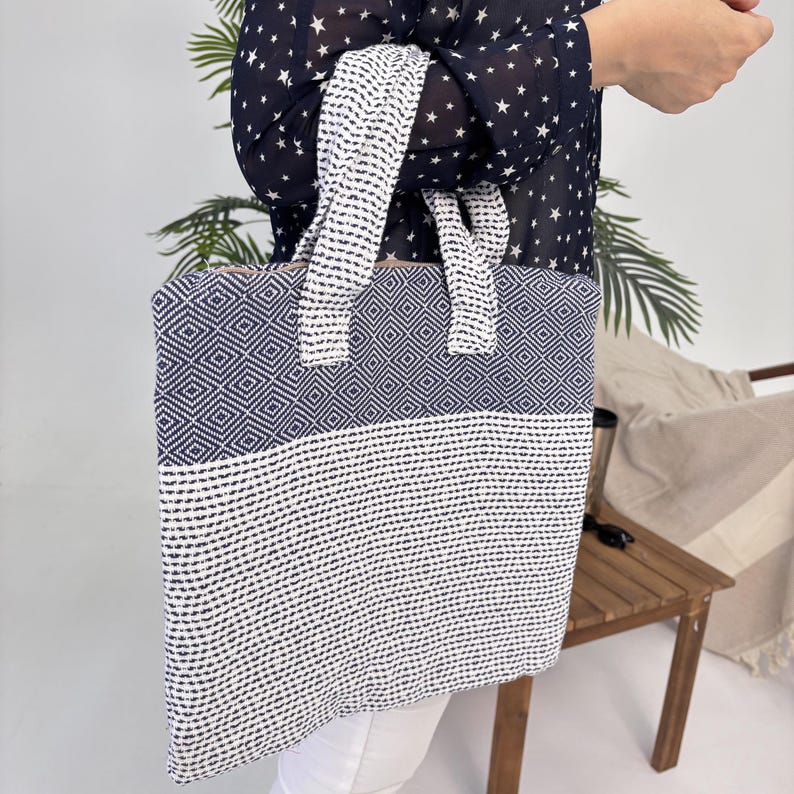 Bosphorus Grid Convertible Turkish Towel Beach Bag
