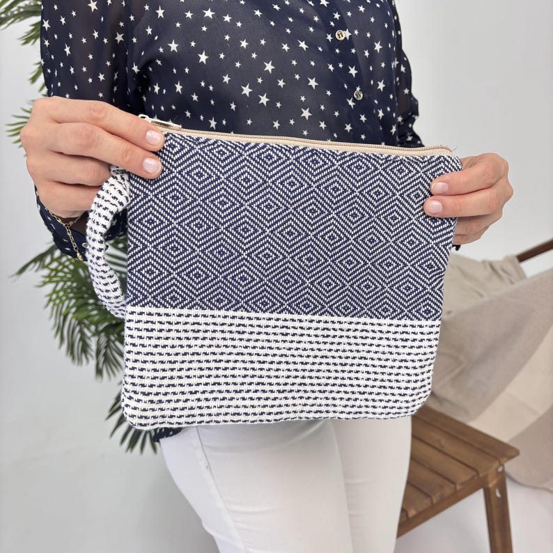 Indigo Loom Convertible Turkish Towel Beach Bag