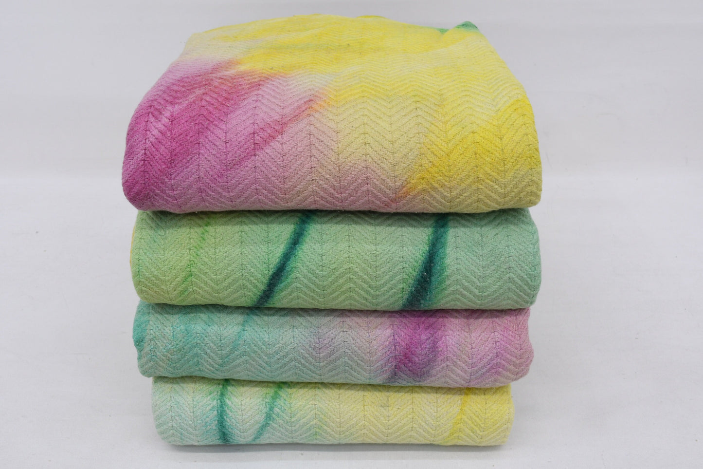 Tie Dye Colorful Bed cover, Sofa Blanket, 66"x82", Turkish Cotton Blanket, Beach Blanket, Batik Blanket, Yoga Blanket Bct-TslmArrw-Pk