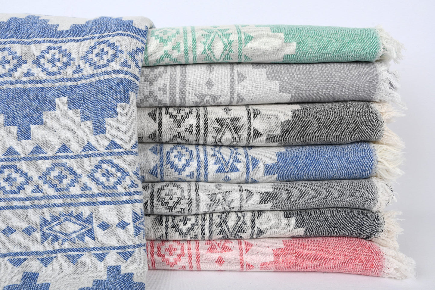Large Towel, Turkish Blanket, Winter Blanket, Kilim Throw, 56x85 Inches Cotton Blanket, Couch Cover, Gift Blanket, Decorative Blanket