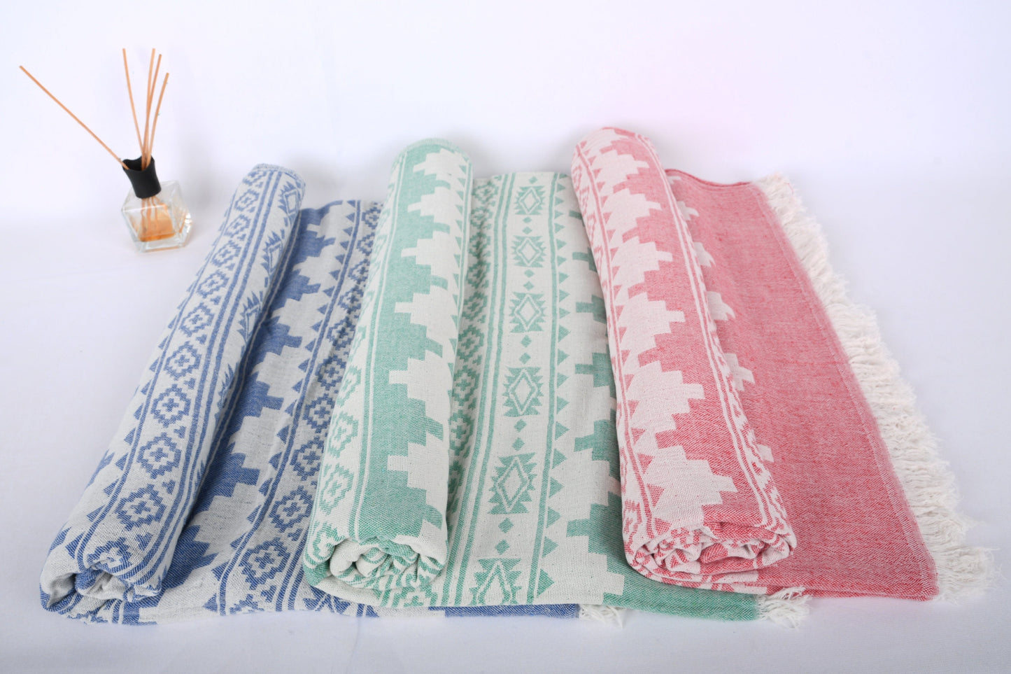 Large Towel, Turkish Blanket, Winter Blanket, Kilim Throw, 56x85 Inches Cotton Blanket, Couch Cover, Gift Blanket, Decorative Blanket