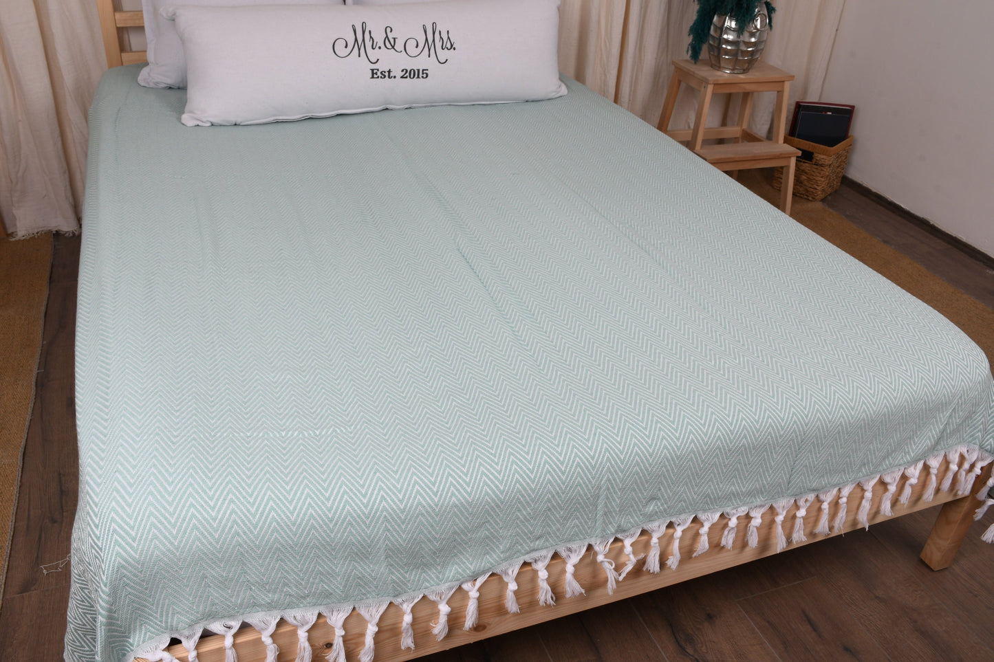 Turkish Bedspread, Picnic Blanket, Chevron Bedcover, 71x87 Inches Table Cover, Wholesale Bedspread, Mint Blanket, Decorative Bedspread