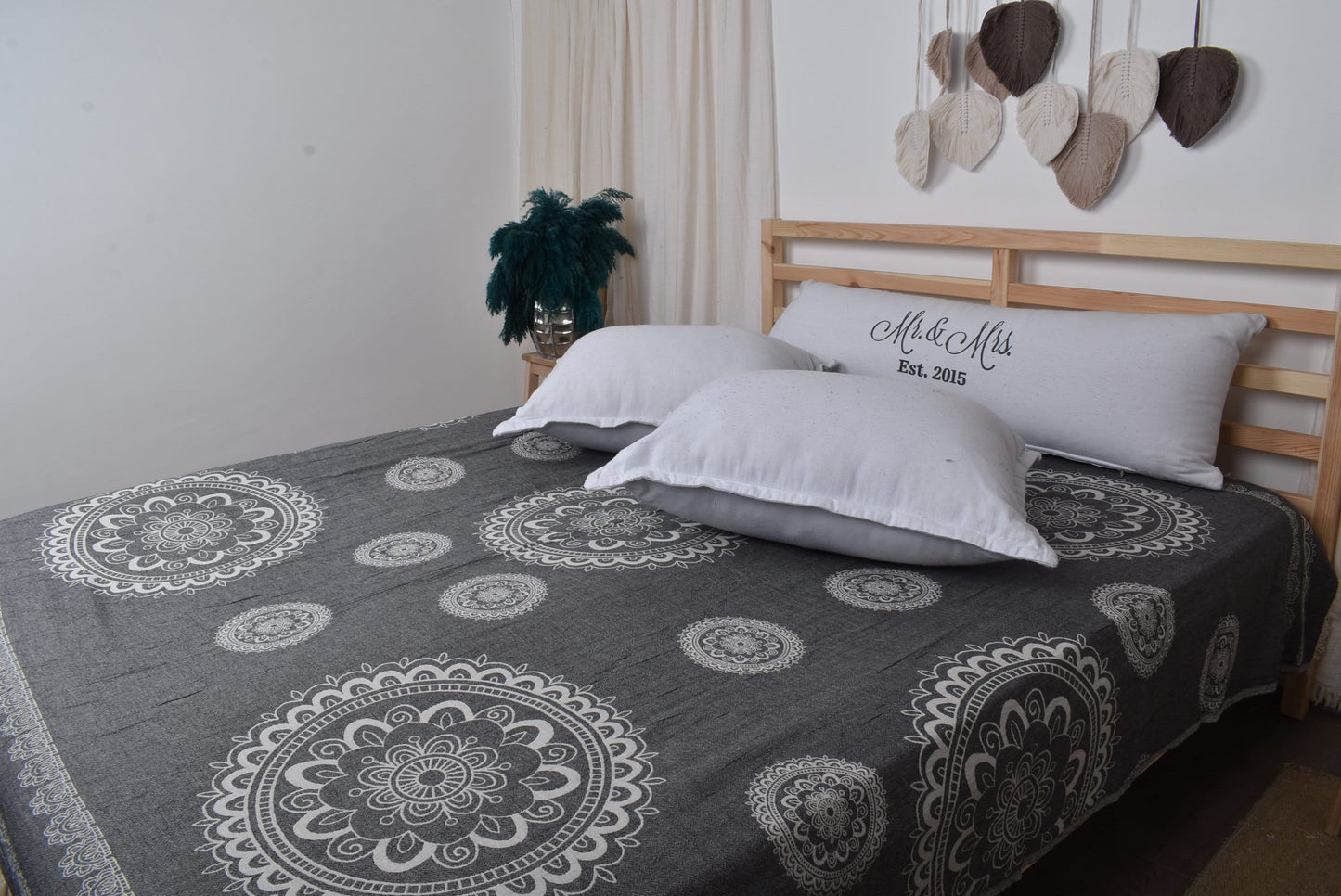 Picnic Blanket, Wedding Gift Blankets, Black Blanket, Ethnic Design Bedspread, 79x87 Inches Wholesale Blankets, Decorative Blanket