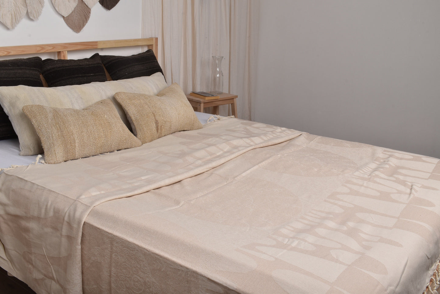 Sofa Blanket, Custom Blanket, Light Beige Throw, Animal Print Blanket, 79x99 Inches Handwoven Bedspread, Warm Throw, Decorative Blanket